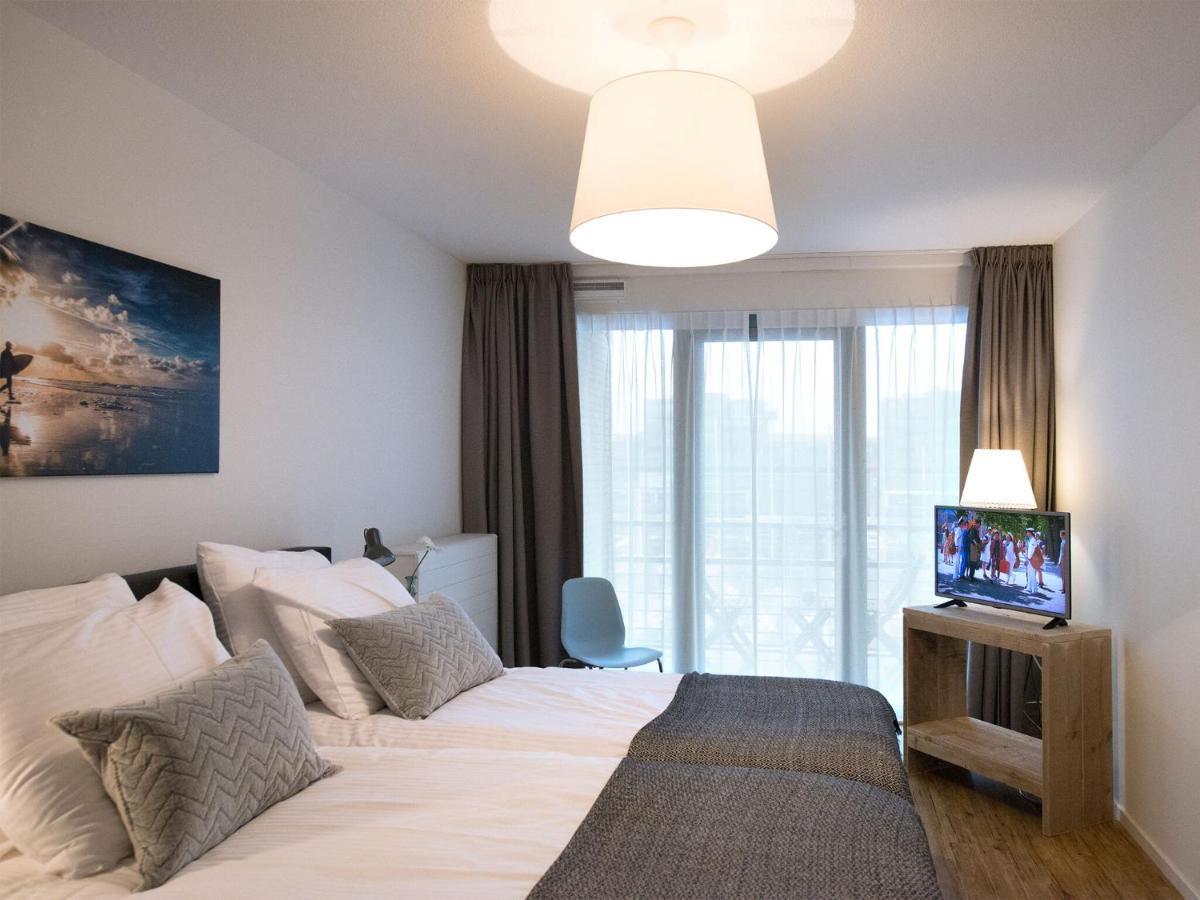 Overlooking The Scheveningen Harbor Apartment *